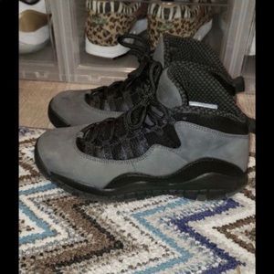 Retro Jordan (Shadow 10s)